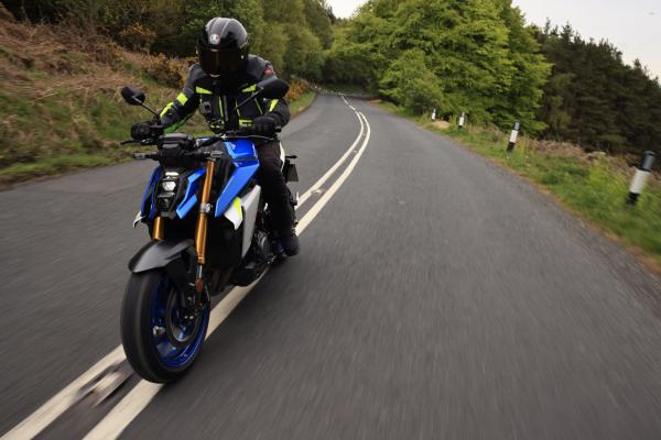 2021 GSX-S1000 Visordown review